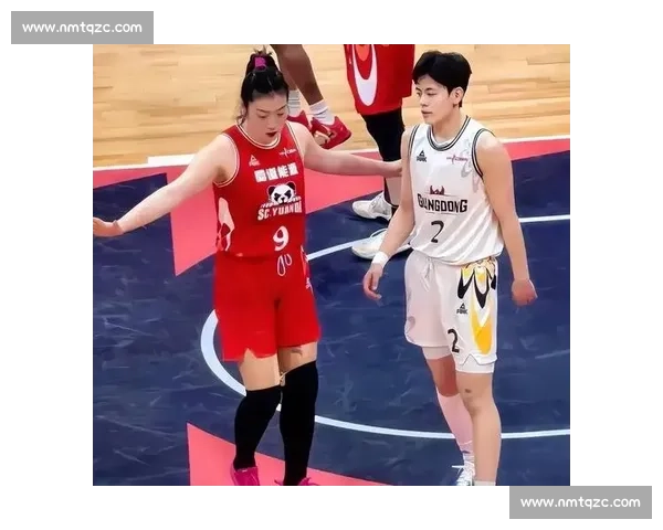 中国女篮双杀日本！杨舒予霸气接班李梦，宫鲁鸣盛赞新星成关键