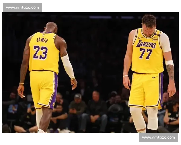 湖人追凯斯勒遇阻!爵士索要多首轮 + 核心球员,交易陷入僵局 湖人追凯斯勒遇阻!爵士索要多首轮 + 核心球员,交易陷入僵局