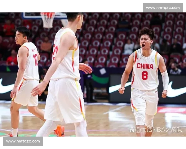 中国男篮蓝队迎战澳洲强敌检验阵容深度与年轻球员成长关键一役
